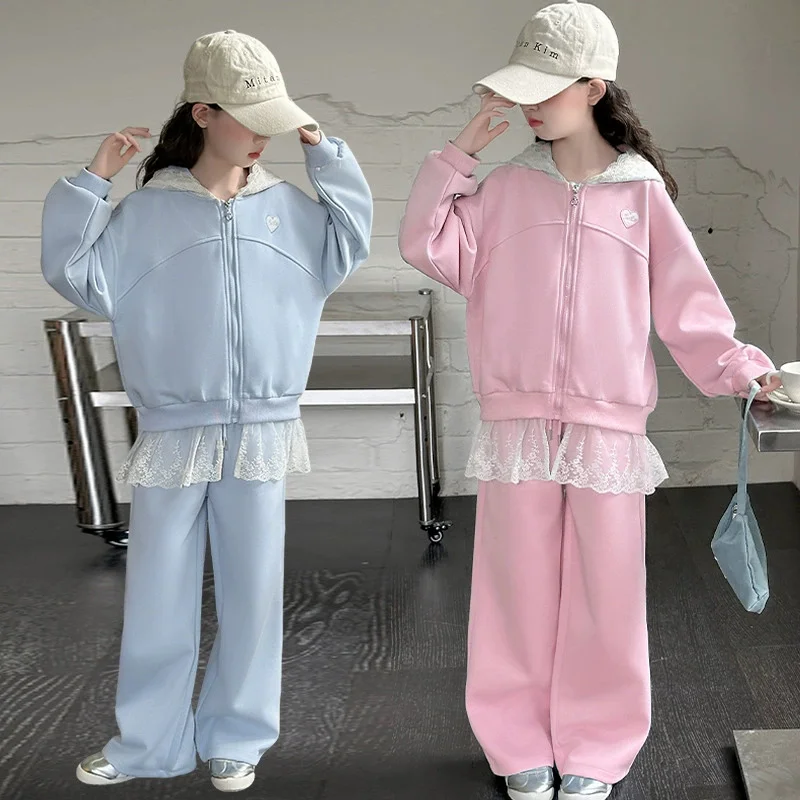 Conjunto abrigo y pantalón con capucha para niña – Ideal otoño