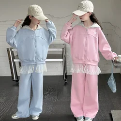 Conjunto abrigo y pantalón con capucha para niña – Ideal otoño