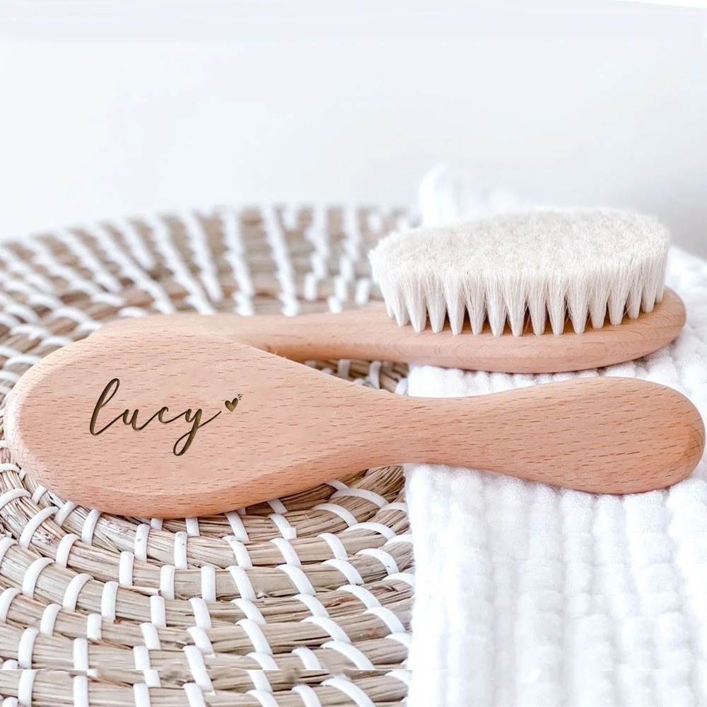 Cepillo y peine de madera para bebé personalizado - recién nacido - imagen 2