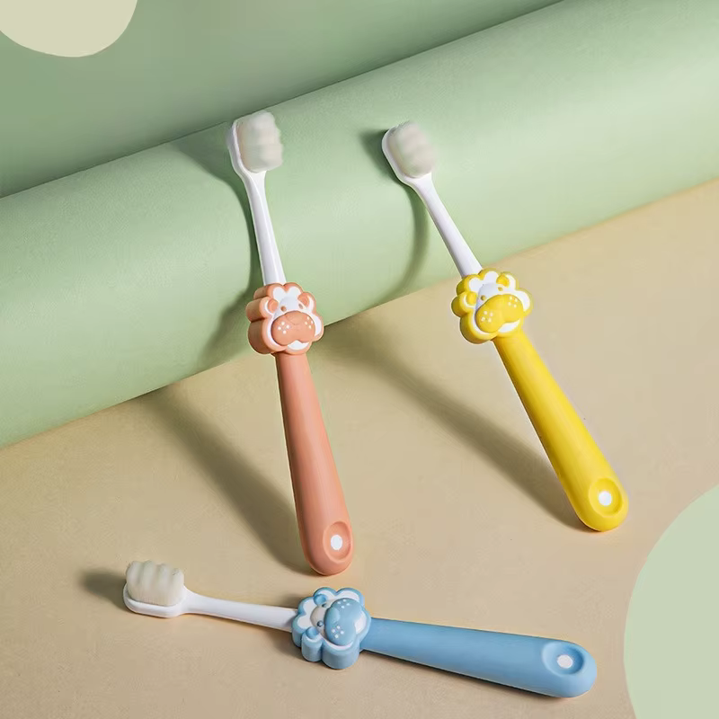 Cepillo de dientes infantil León ultra suave 360° para niños 2-10 años