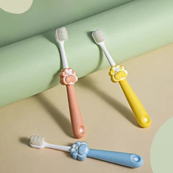 Cepillo de dientes infantil León ultra suave 360° para niños 2-10 años