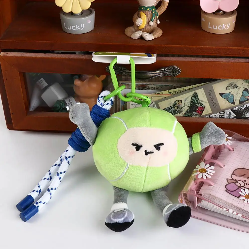 Muñeco colgante de felpa de fútbol simulado, llavero realista de pareja, regalo de cumpleaños, nueva serie, divertido y suave - imagen 3