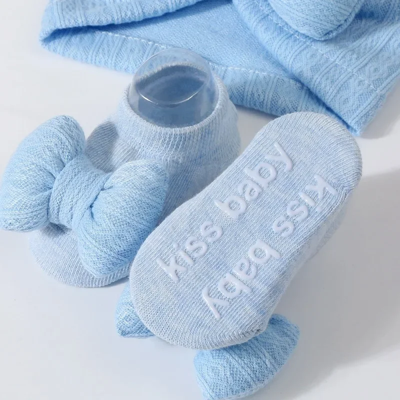 1 Juego de gorro bonito para niño y niña, calcetín sencillo de Color sólido, turbante para bebé, calcetín tobillero, accesorios de fotografía recién nacido - imagen 2
