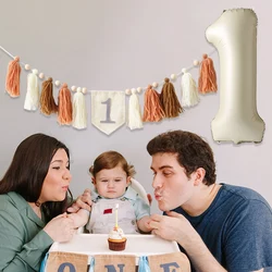 Guadalranas de borlas para fiestas infantiles y Baby Shower