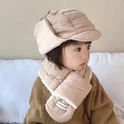 Gorro impermeable de algodón para bebé con protección de oídos