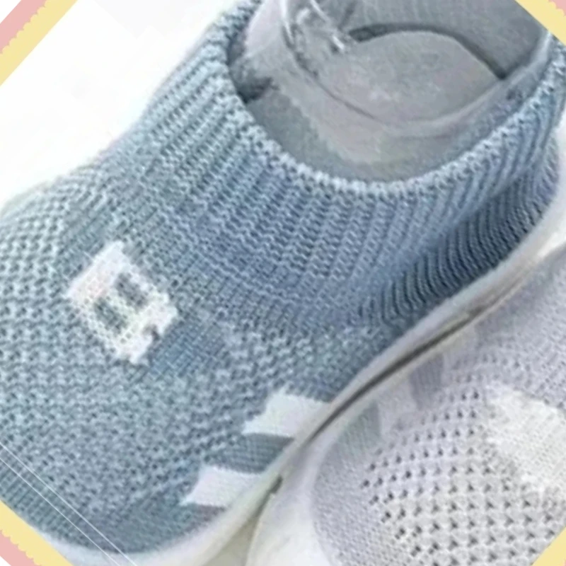 Nuevos zapatos de malla de moda para bebés de suela blanda para bebés de estilo clásico, sandalias de malla transpirables, zapatos casuales de punto para niños