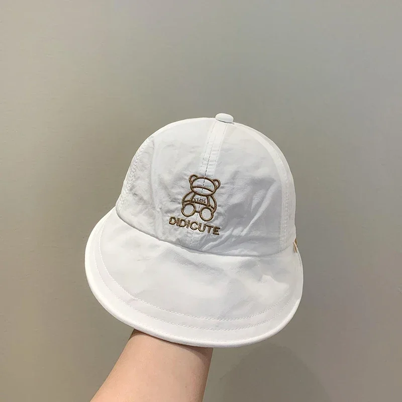 C139-White