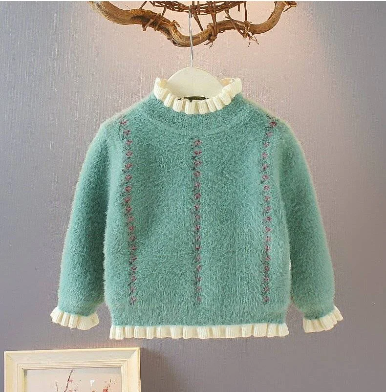 Suéter floral infantil disponible en 3 colores