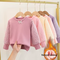 Camiseta de algodón con forro de terciopelo y encaje para niña