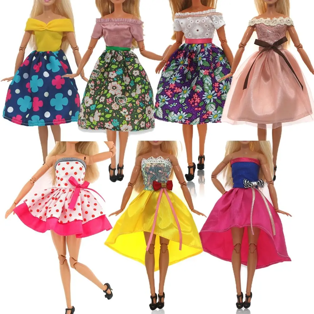 Vestido de muñeca estilo casual con flores