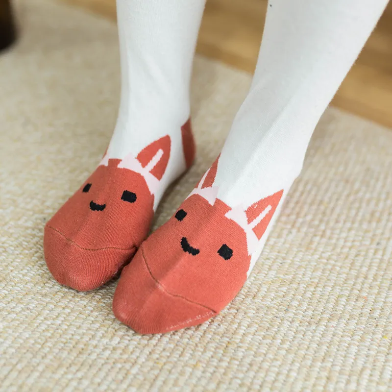 Medias con diseño de conejo para niñas