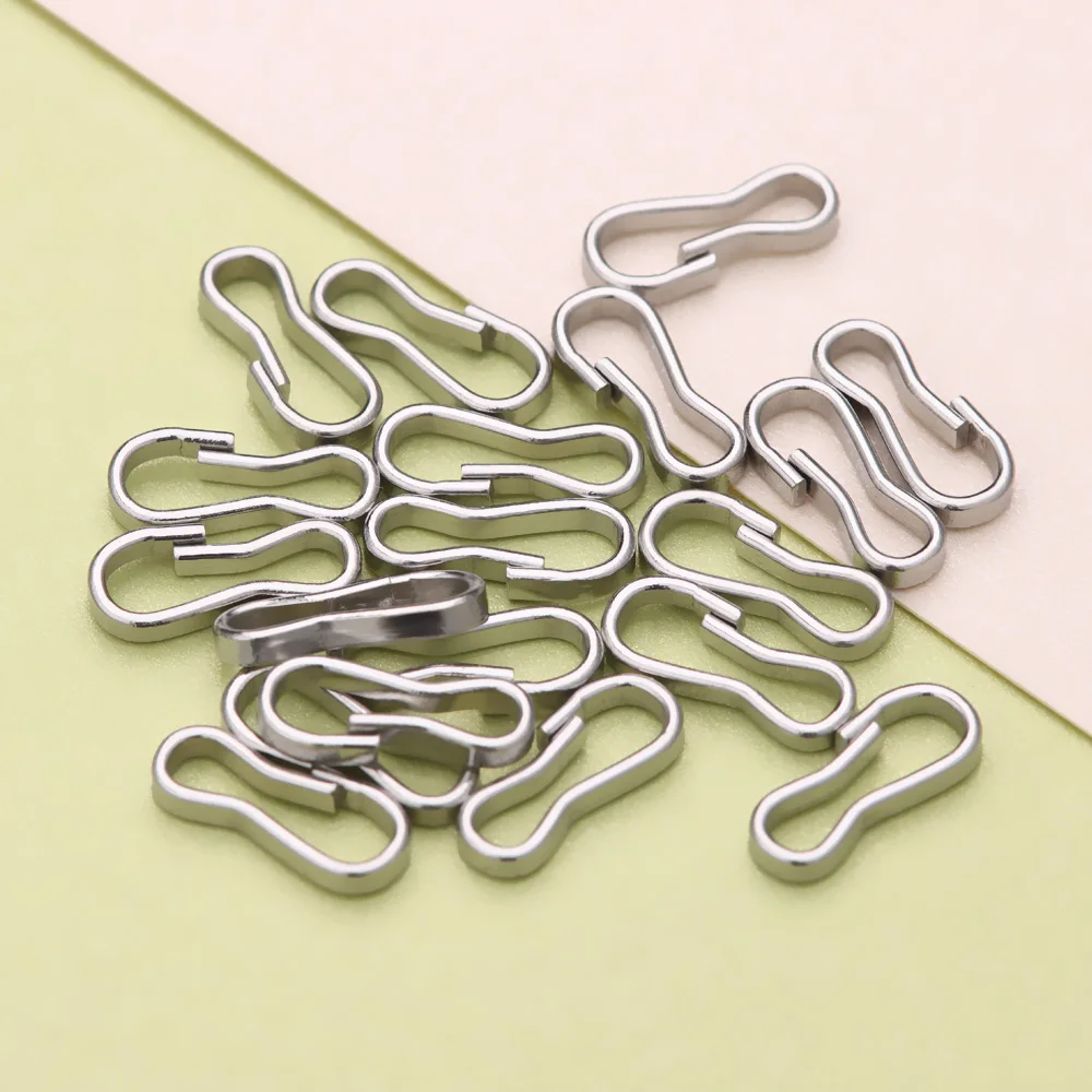 Hebillas y clips para muñecas – Mini bolso de metal con cadena - imagen 3