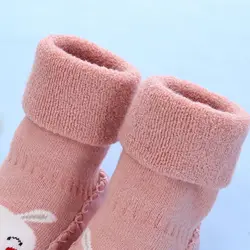 Calcetines infantiles de felpa suave con dibujos alegres