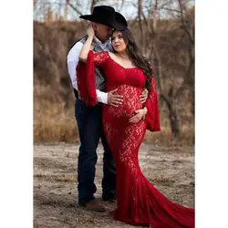 Vestido premamá de encaje con mangas campana para sesión fotográfica