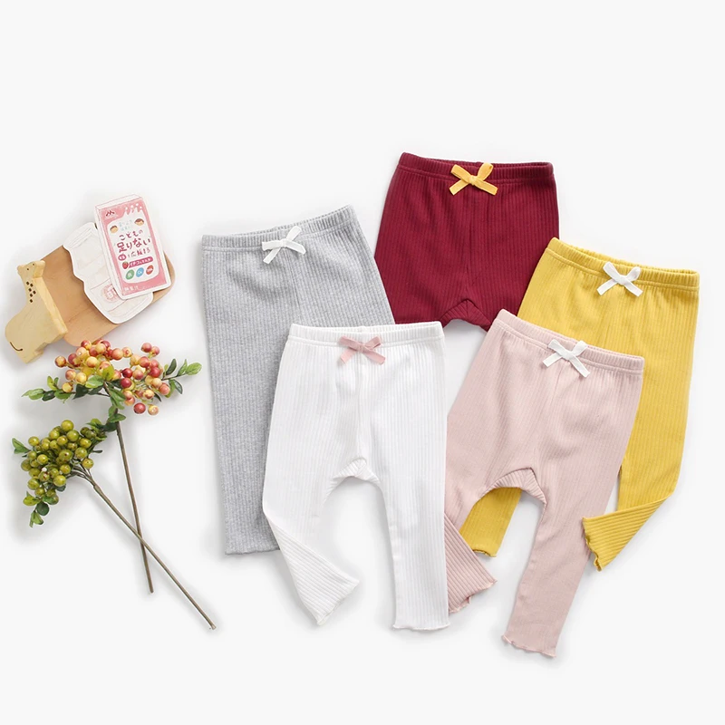 Pantalones de bebé LAWADKA en patrón colorido