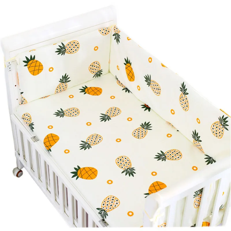 Protector de cuna acolchado con estampado infantil antichoques - imagen 5