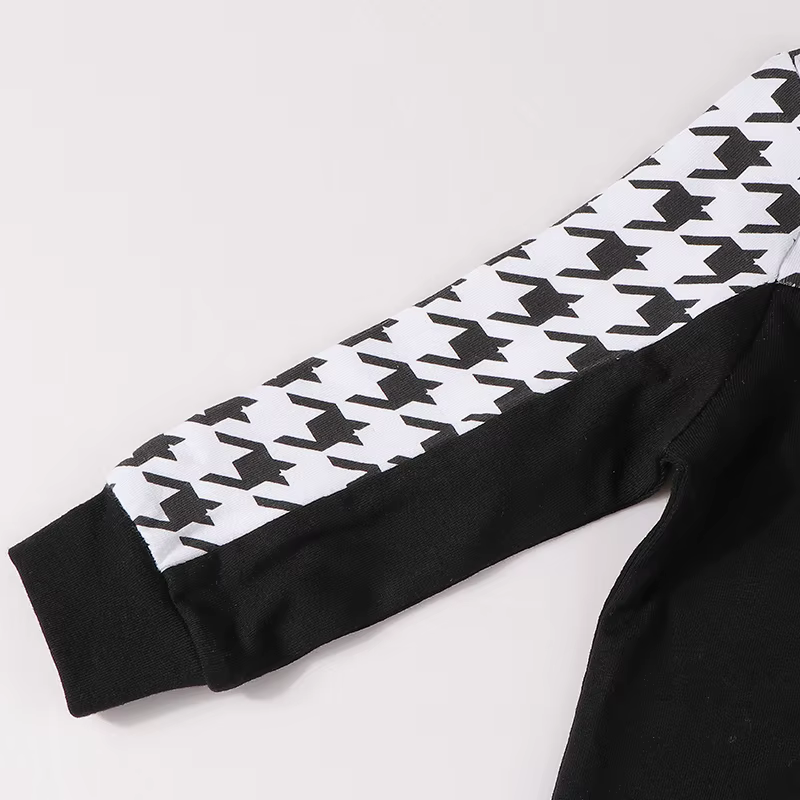 Detalle puños y cuello
