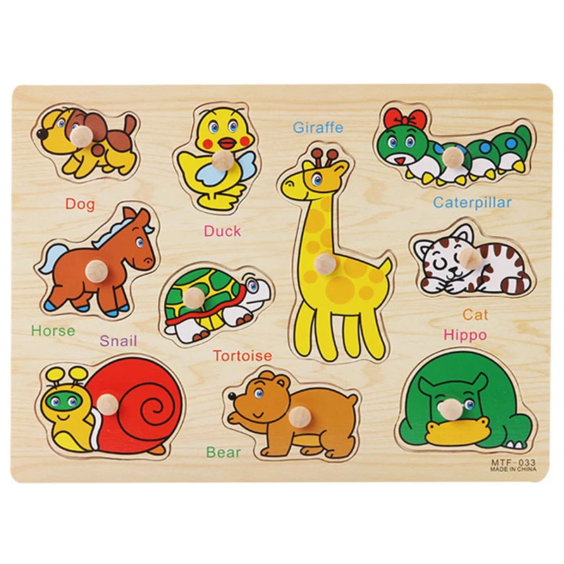 Animales de dibujos animados en piezas de madera