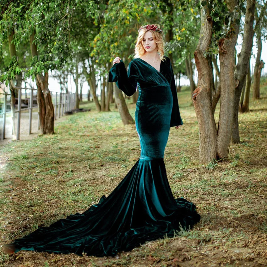 Vestido de embarazo elegante de terciopelo para sesión de fotos - imagen 3