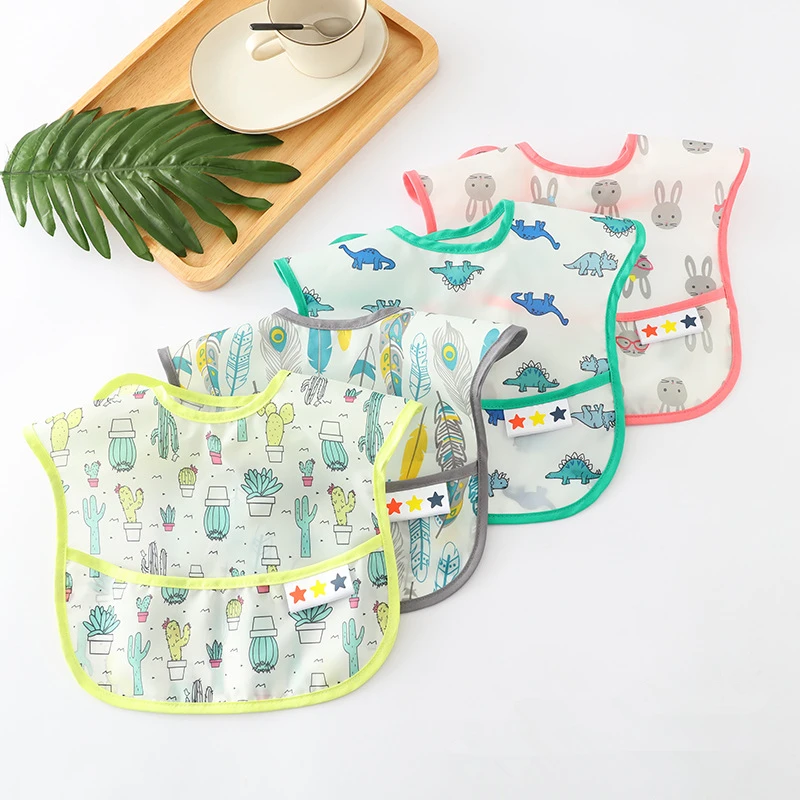 Baberos impermeables para el almuerzo con estampado