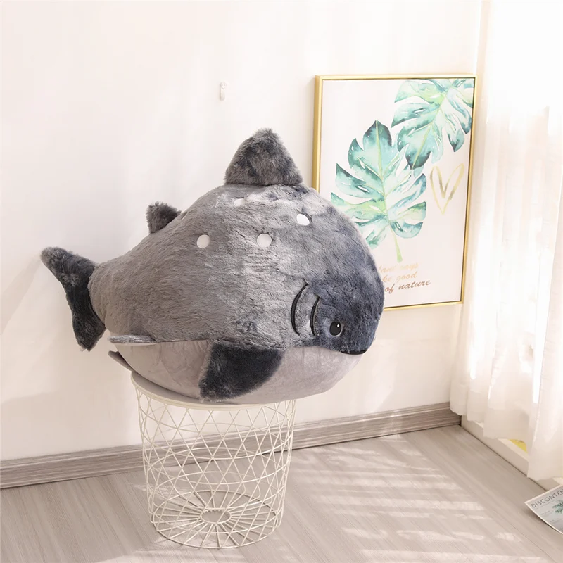 Almohada de peluche tiburón para dormir y abrazar - imagen 3