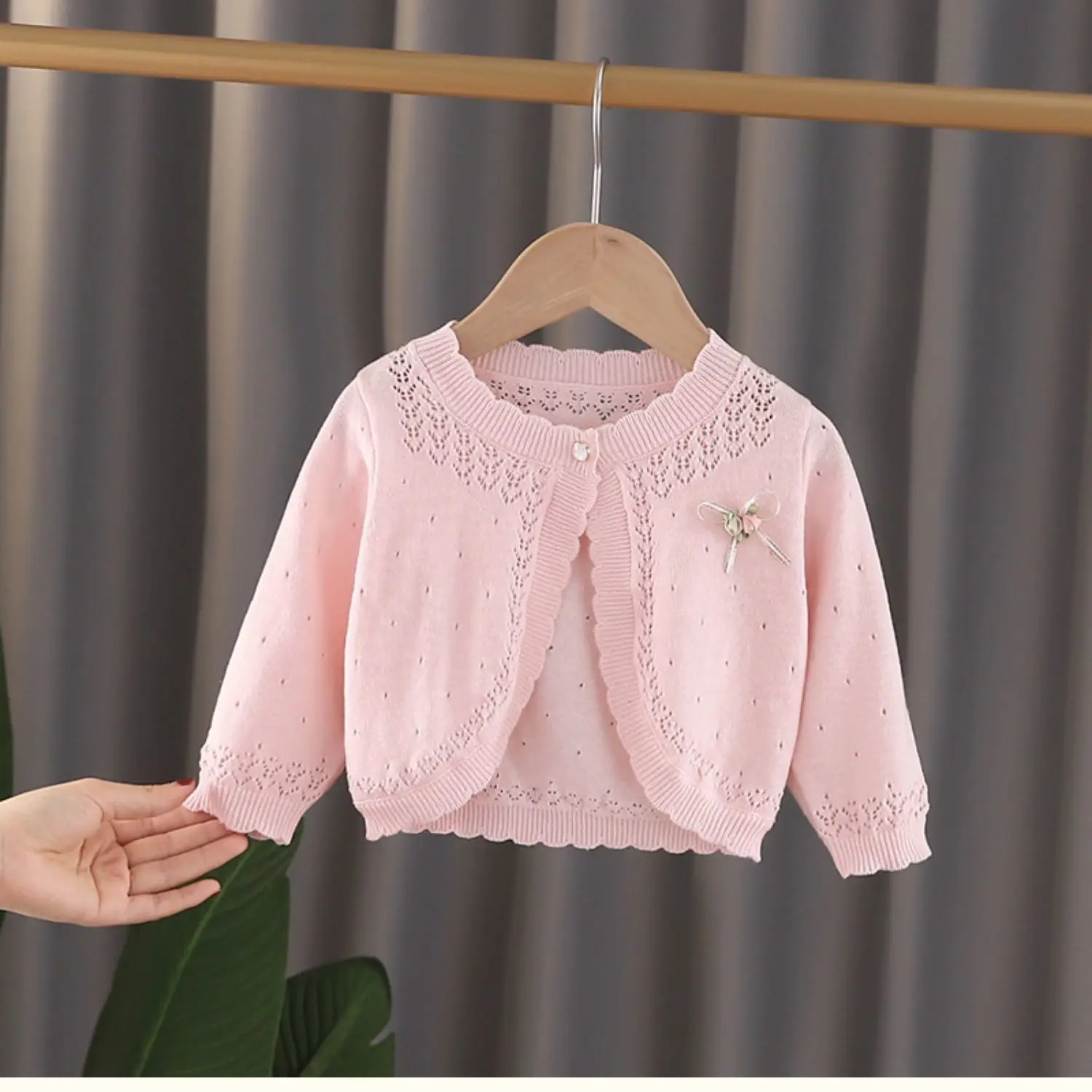 Cárdigan fino con volantes para niña – Protección solar verano - imagen 2