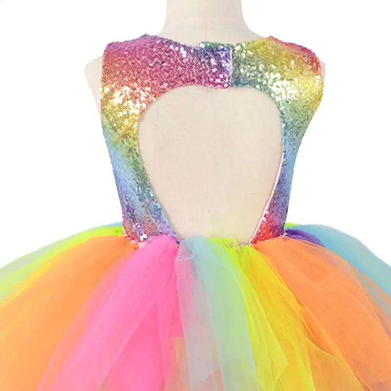 Disfraz de baile infantil princesa con lentejuelas arcoíris - imagen 4