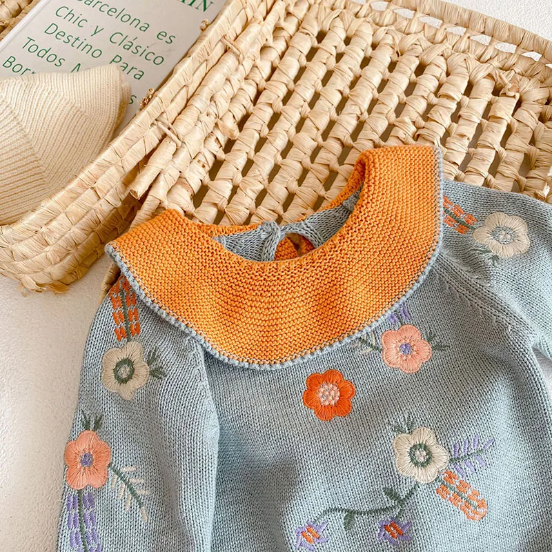 Conjunto de punto para bebé con suéter de volantes y bombacho - imagen 2