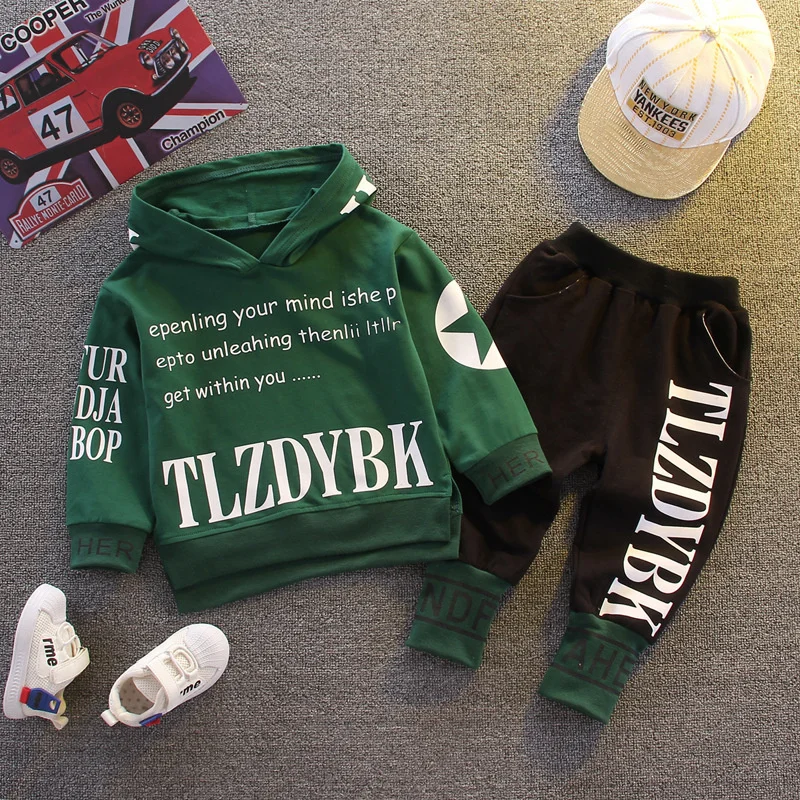 Conjunto infantil sudadera con capucha y pants de algodón para niños