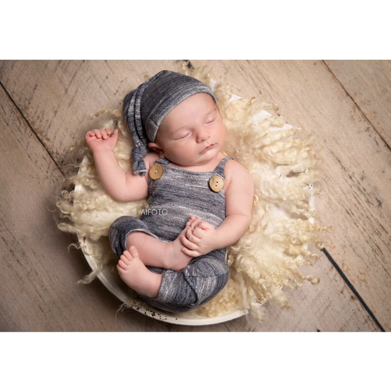 Pelele de recién nacido para estudio fotográfico con gorro - imagen 2