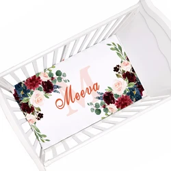 Sábana ajustable para cuna con nombre personalizado y flores