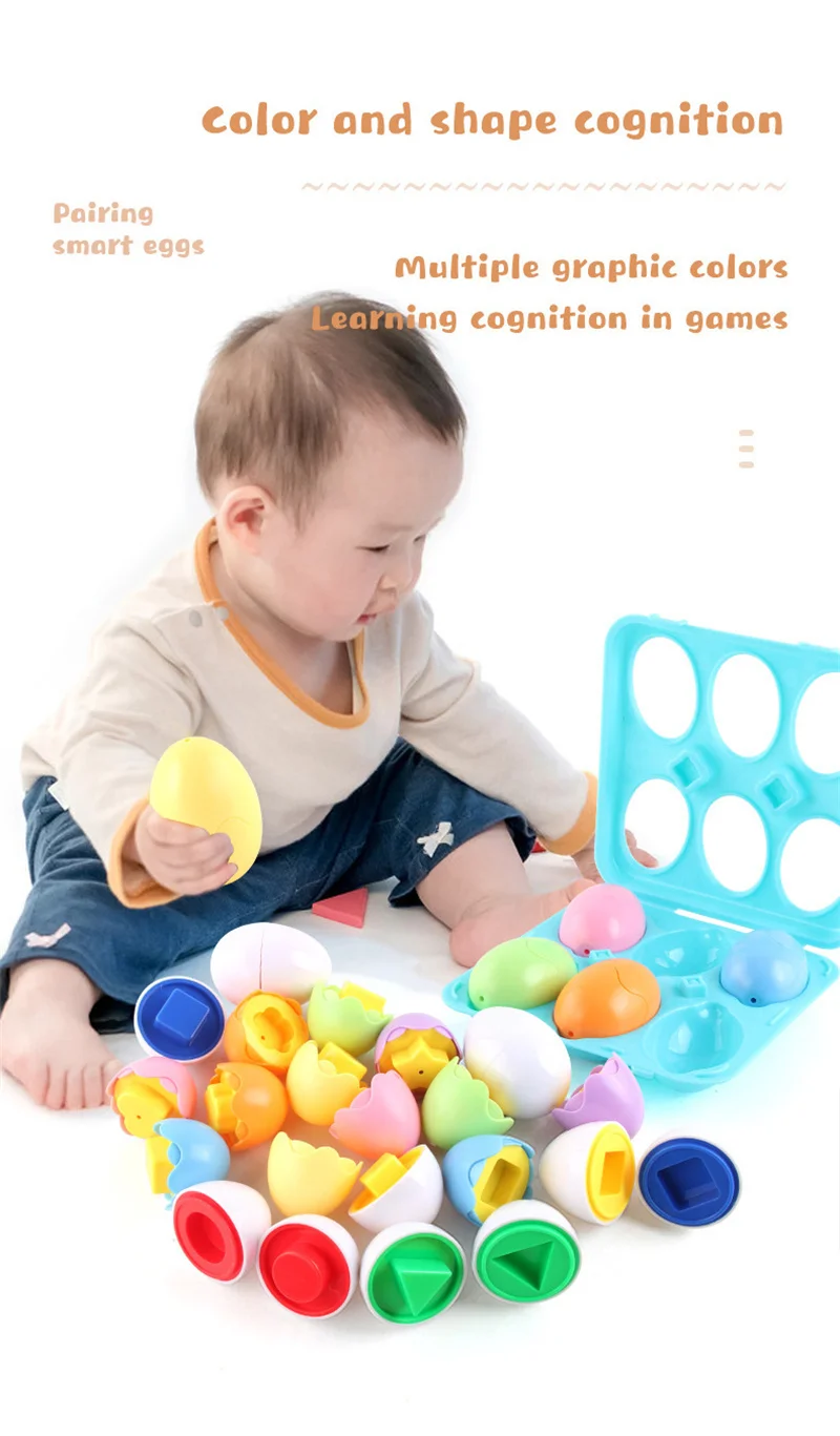 Niño enfocado emparejando colores y formas