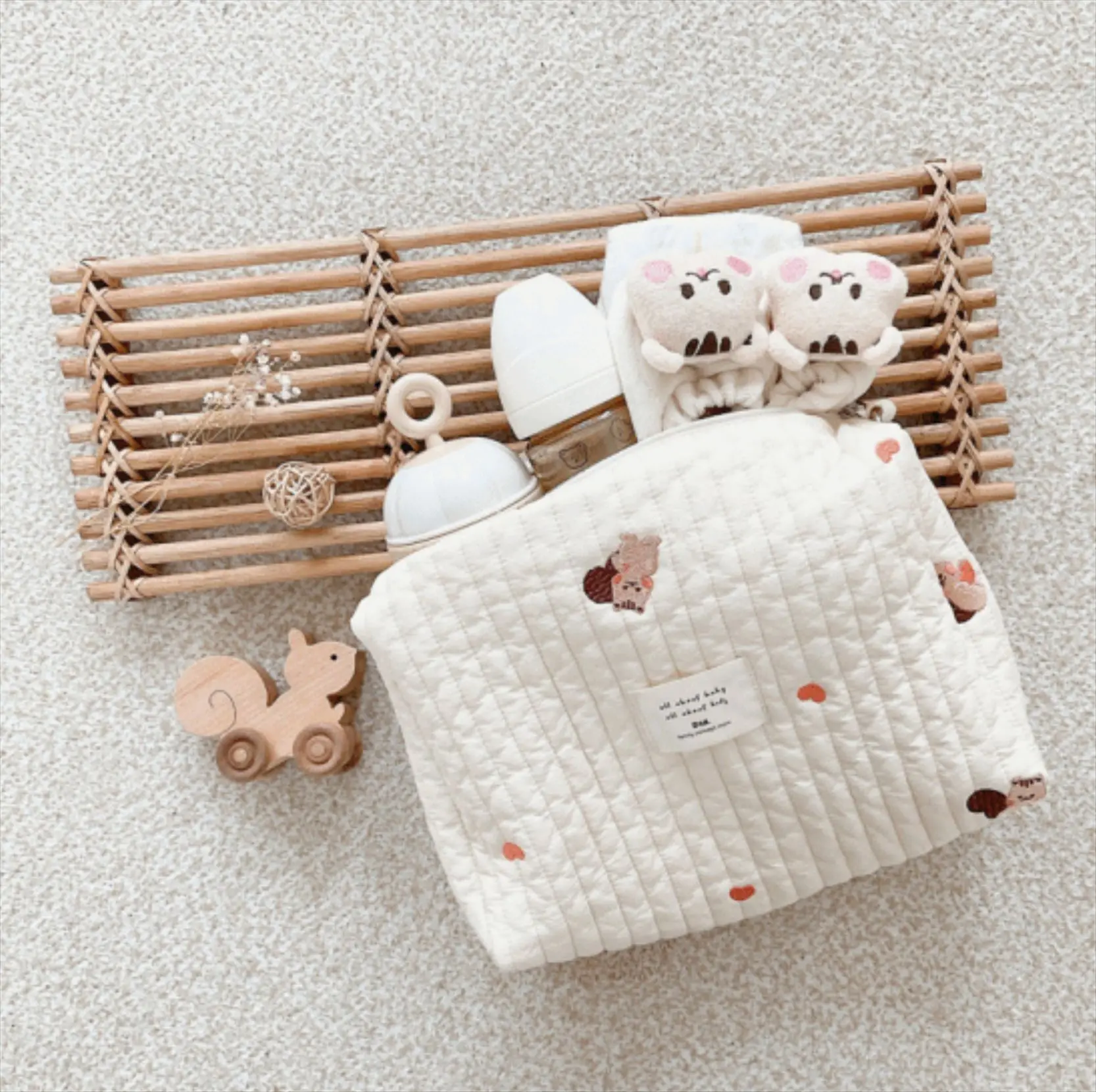 Bolsa de pañales con bordado de oso para cochecito – Organizador portátil para mamá - imagen 3