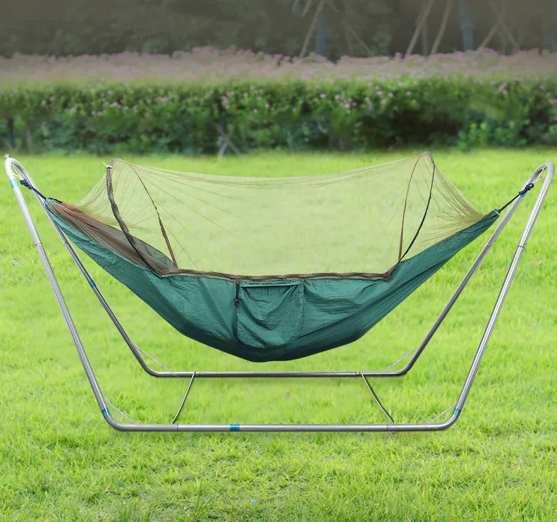 Hamaca portátil con soporte y estructura metálica