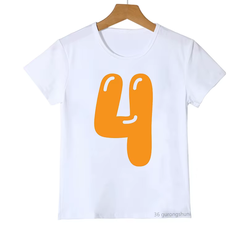 Vista lateral de la camiseta infantil
