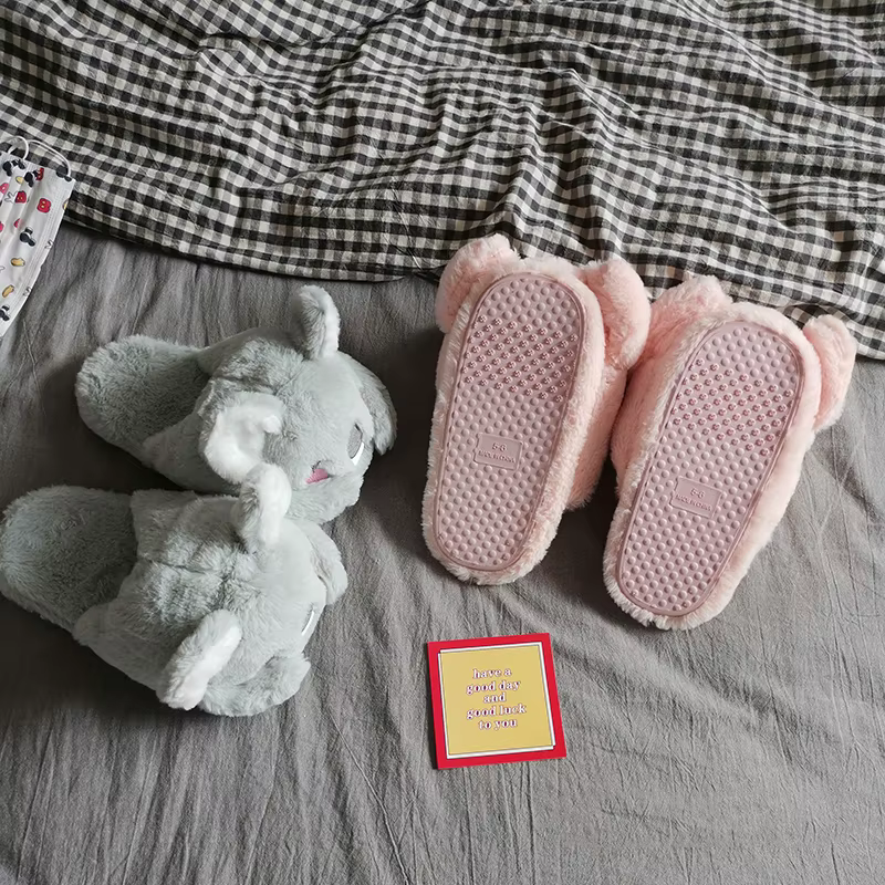 Koala Kawaii zapatillas infantiles de casa con felpa antideslizantes - imagen 3