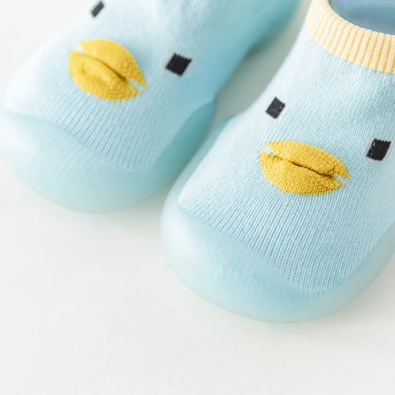 Zapatitos calcetín primeros pasos para bebé – Estampado pato - imagen 4