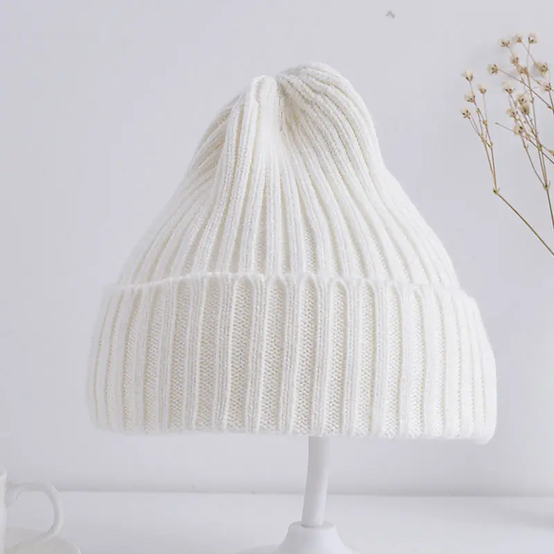Gorro de invierno para bebé hecho a crochet – cálido y cómodo - imagen 5