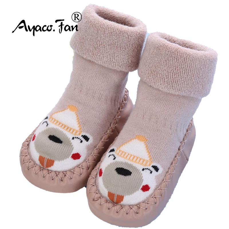 Calcetines infantiles de felpa suave con dibujos alegres - imagen 3