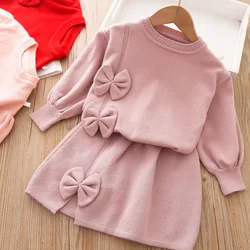 Conjunto de invierno para niña con suéter y falda