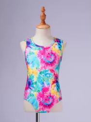 Bañador de una pieza para niña con estampado de verano