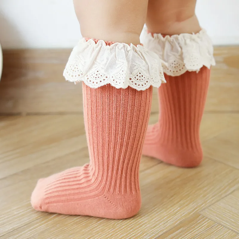 Calcetines altos de encaje antideslizantes para bebé recién nacida - imagen 5