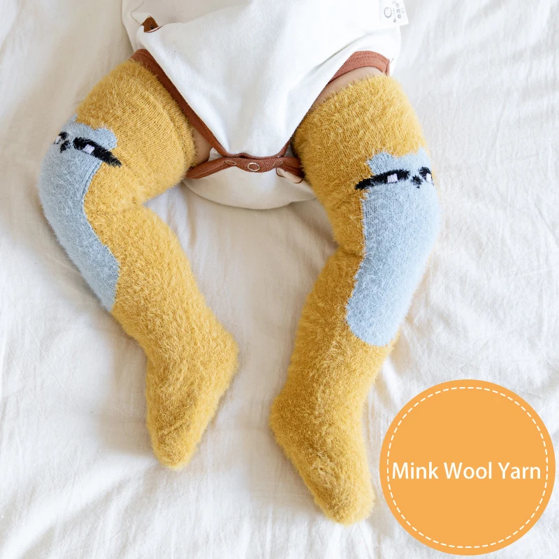 Calcetines altos de cashmere con dibujos para niños – Suaves y transpirables - imagen 3