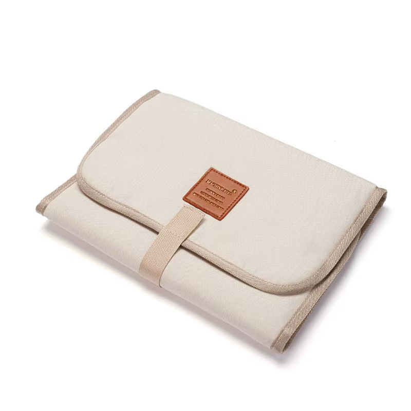 Detalle del plegado compacto tipo clutch