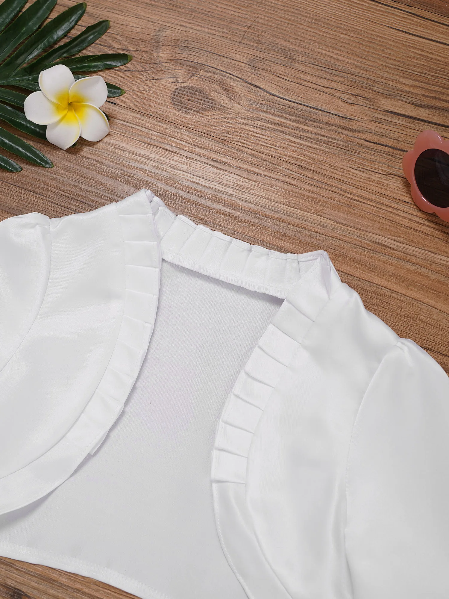 Bolero de satén con volantes para niña – Cárdigan elegante - imagen 5