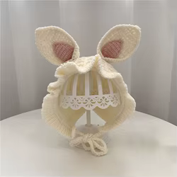 Gorro invierno bebé niña en tejido cálido con protección oídos