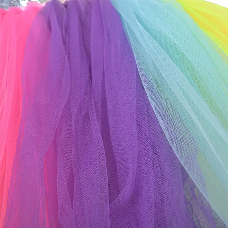 Disfraz de baile infantil princesa con lentejuelas arcoíris