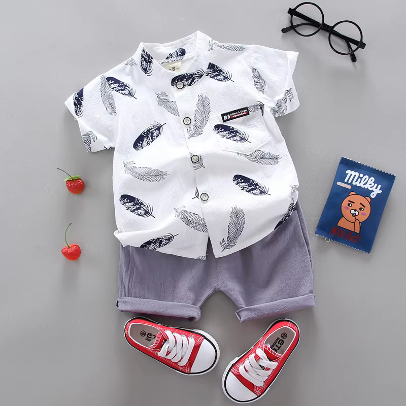 Conjunto veraniego infantil: camisa estampada y shorts de algodón