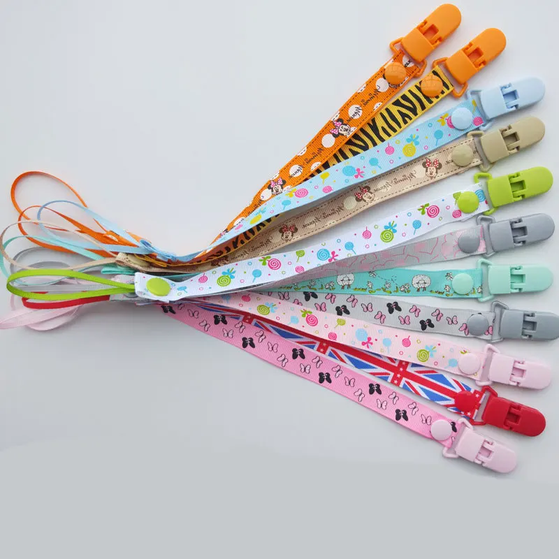 Clips para chupete de bebé con diseño de dibujos animados
