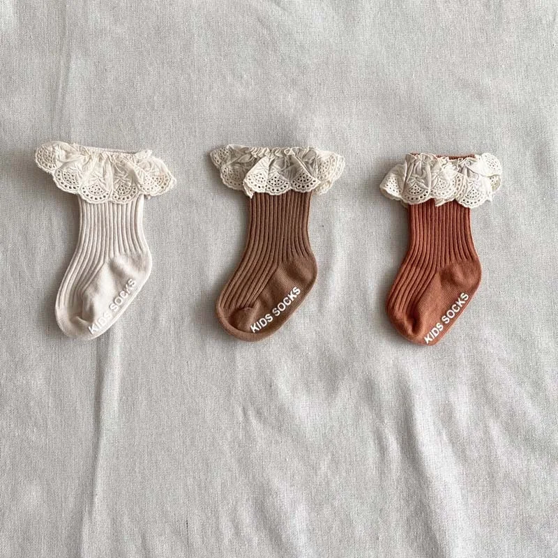 Calcetines antideslizantes bebé encaje, longitud media, primeros pasos - imagen 2